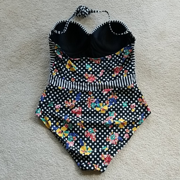 Tide My Best 1 Pc Swimsuit in Pattern Medley - Picture 2 of 5